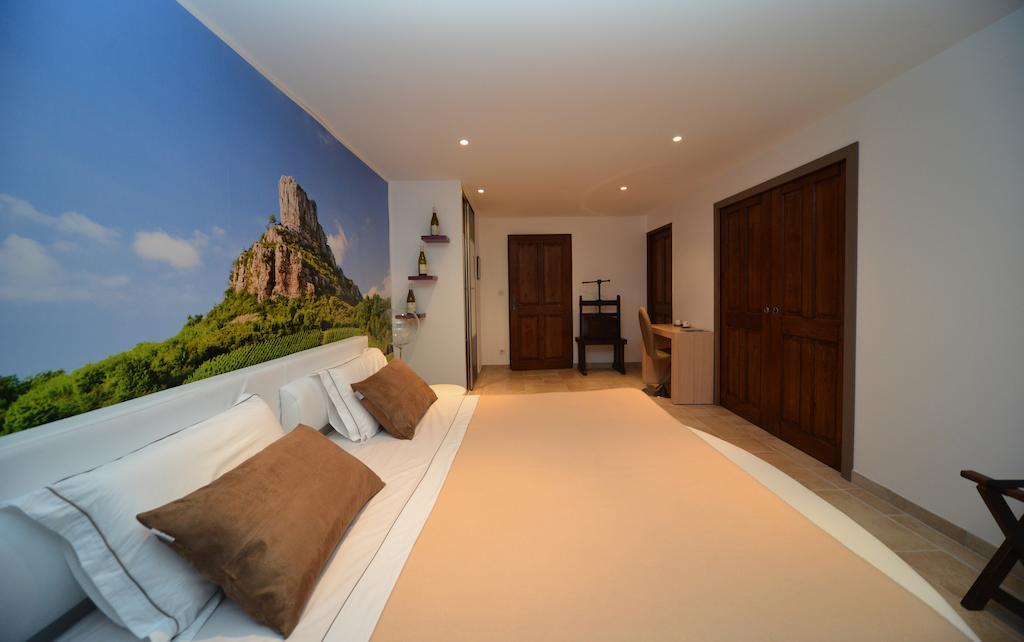 보나 Domaine De La Garde B&B 객실 사진